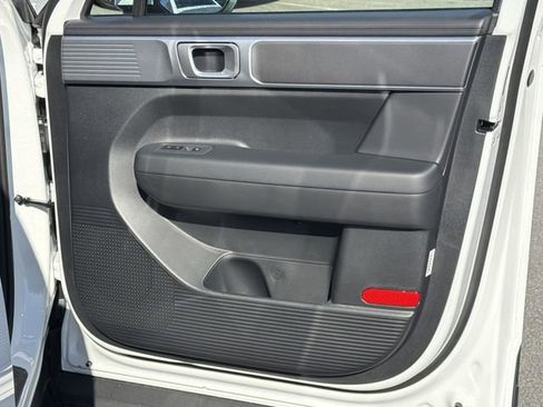 New 2026 Hyundai Santa Fe SE image 14