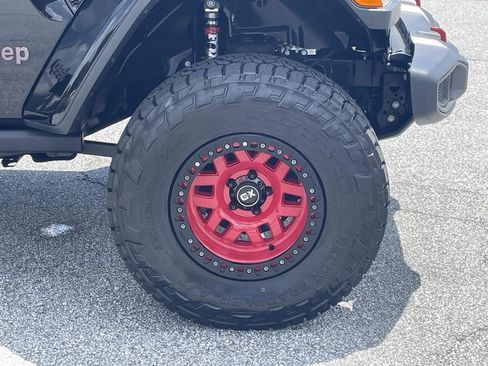 Used 2020 Jeep Gladiator Rubicon AWD/4WD image 10