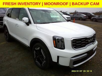 Used 2025 Kia Telluride S