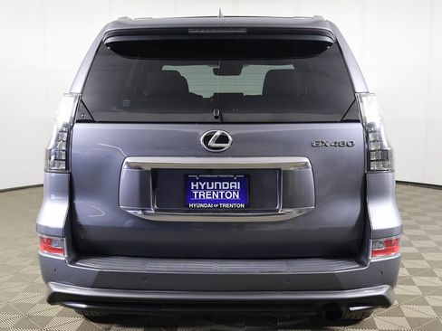 Used 2023 Lexus GX 460 Premium w/ Accessory Package AWD/4WD image 14