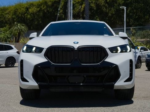 New 2027 BMW X6 xDrive40i w/ Premium Package AWD/4WD image 2