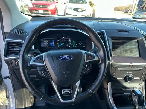 Used 2015 Ford Edge Sport image 14