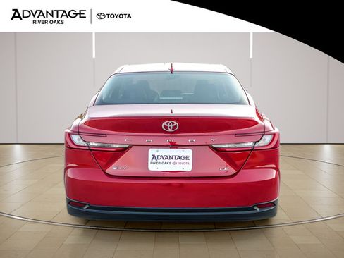 Used 2025 Toyota Camry LE FWD image 7