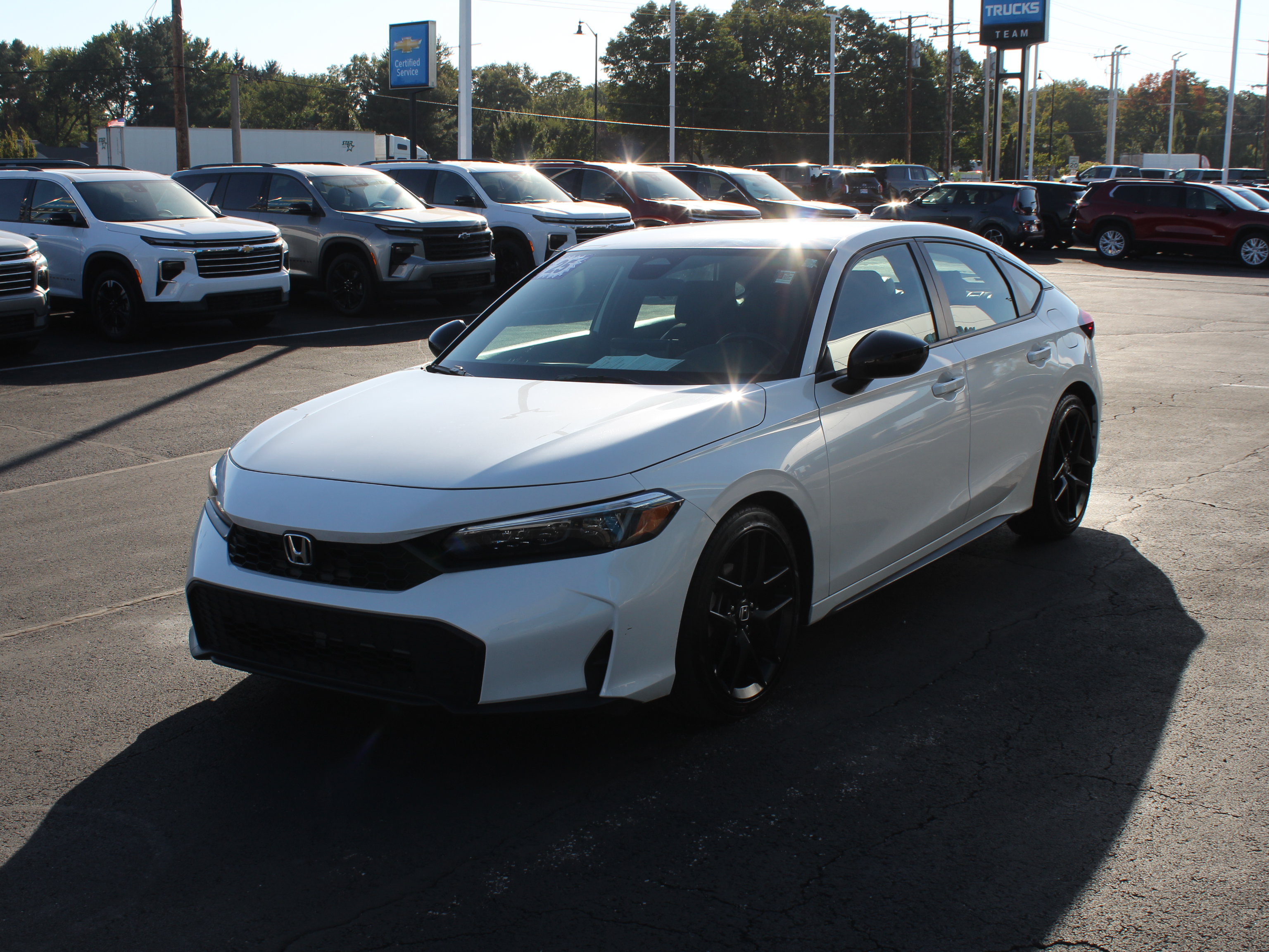 Used 2025 Honda Civic Sport image 10