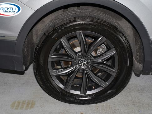 Used 2022 Volkswagen Tiguan SE FWD image 43