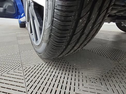 Used 2021 Nissan Versa SR image 35