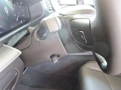 New 2026 Jeep Grand Wagoneer Limited AWD/4WD image 39
