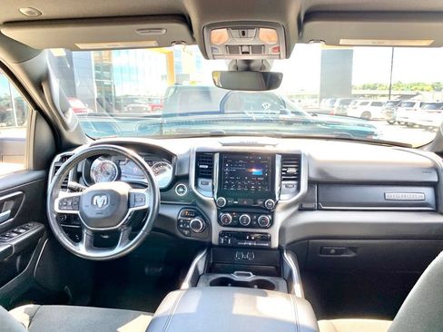 Used 2022 RAM 1500 Big Horn AWD/4WD image 25