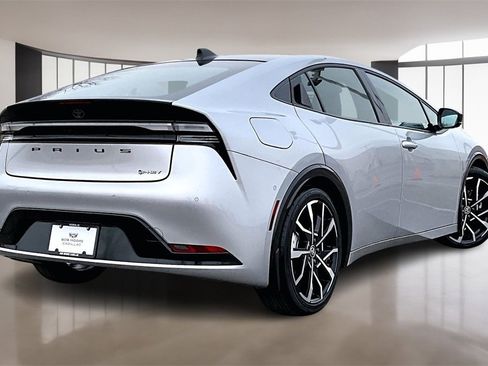 Used 2026 Toyota Prius Plug-In Hybrid w/ Limited Premium Package image 2