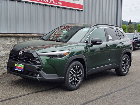 New 2026 Toyota Corolla Cross XLE AWD/4WD image 2