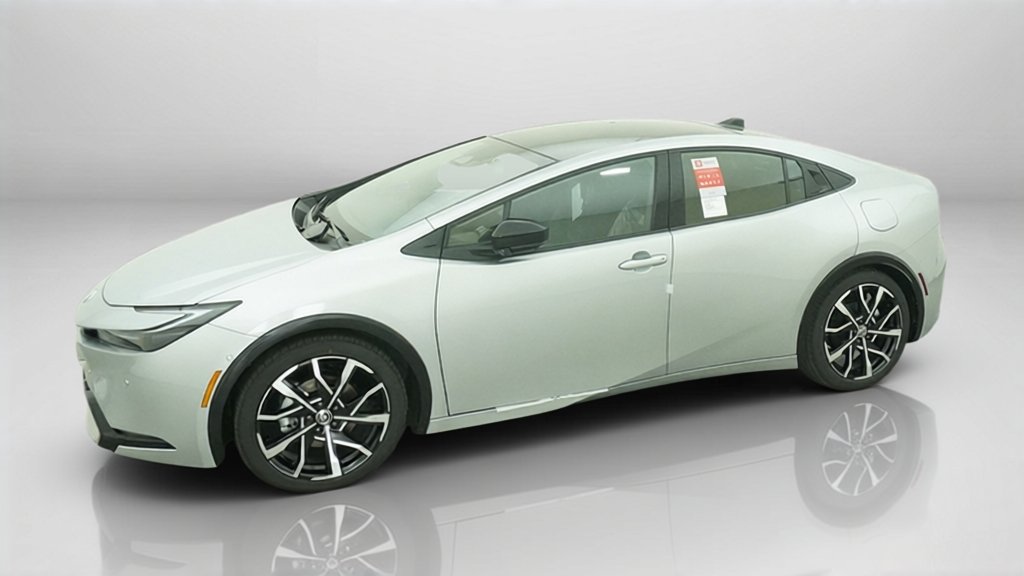 New 2026 Toyota Prius Plug-In Hybrid w/ Limited Premium Package FWD image 3