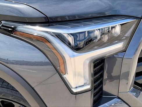 New 2026 Toyota Tundra Limited AWD/4WD image 13