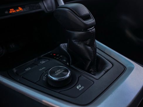 Used 2023 Toyota RAV4 LE image 30