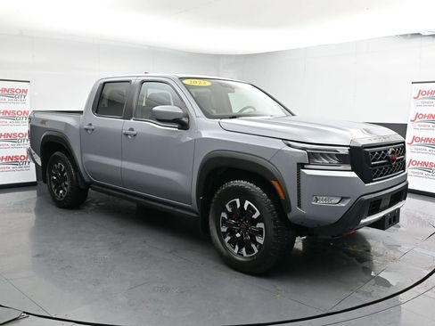 Used 2022 Nissan Frontier PRO-4X w/ Off-Road Protection Package image 2