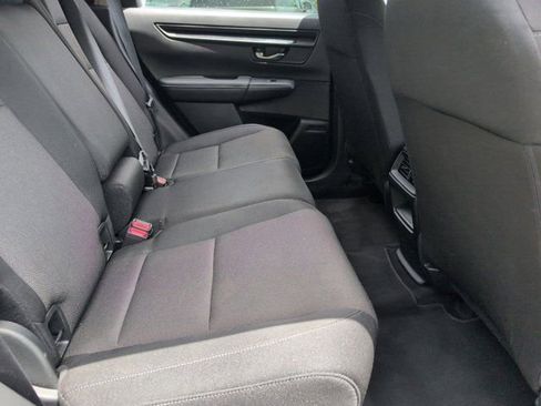 Used 2025 Honda CR-V LX image 29