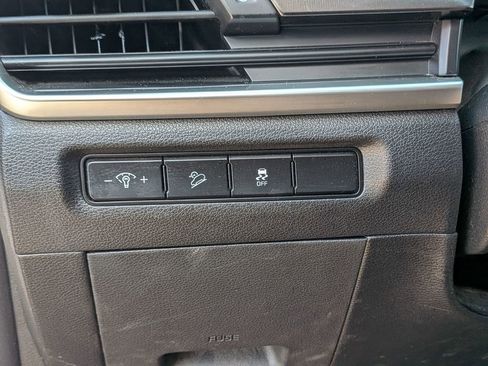 Used 2023 Kia Telluride S FWD image 16