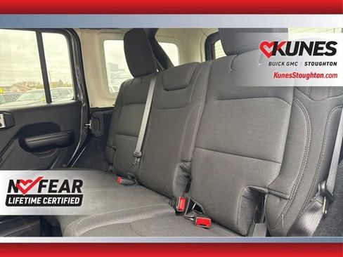 Used 2020 Jeep Wrangler Unlimited Sport image 14