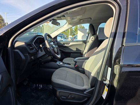 Certified 2022 Ford Escape SE w/ Convenience Package image 17