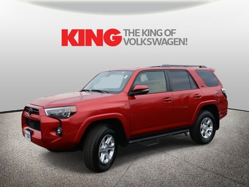 Used 2024 Toyota 4Runner SR5 Premium image 8