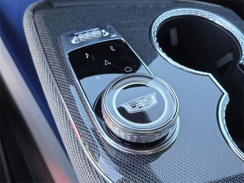 New 2026 Cadillac Optiq Sport 1 image 27