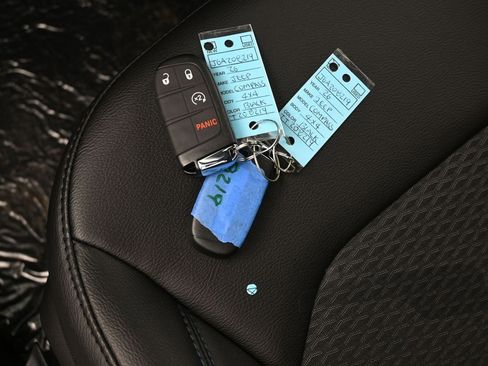 New 2026 Jeep Compass Latitude image 18