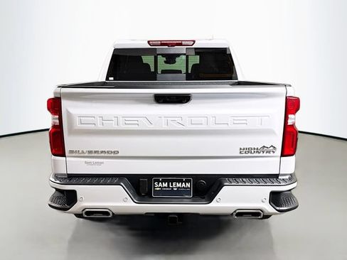 New 2026 Chevrolet Silverado 1500 High Country w/ High Country Premium Package AWD/4WD image 6