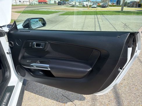 Used 2022 Ford Mustang GT w/ Equipment Group 301A image 17