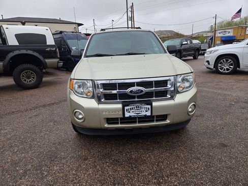 Used 2012 Ford Escape XLT AWD/4WD image 3