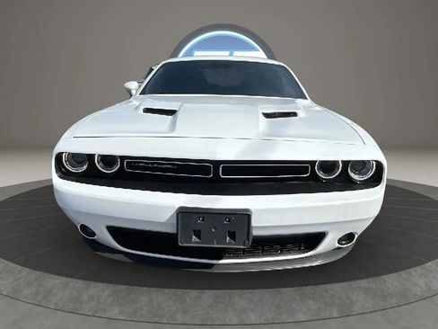 Used 2019 Dodge Challenger SXT w/ Driver Convenience Group image 24