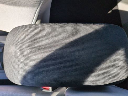 Used 2024 Toyota Corolla Cross L FWD image 24