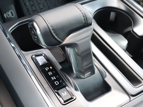 New 2025 Ford F150 Lariat w/ Equipment Group 502A High image 32