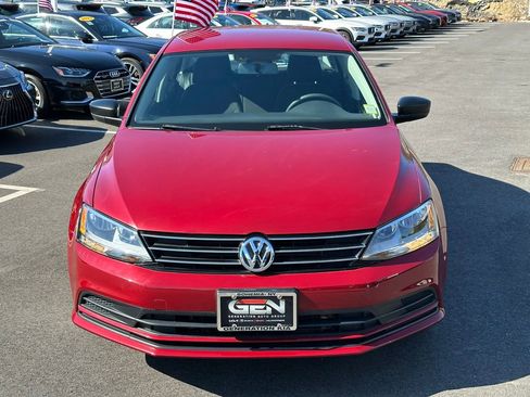 Used 2016 Volkswagen Jetta S image 3