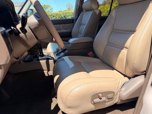 Used 1995 Toyota Land Cruiser AWD/4WD image 20