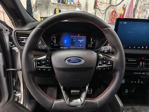 Used 2023 Ford Escape ST-Line w/ Tech Pack #1 image 15