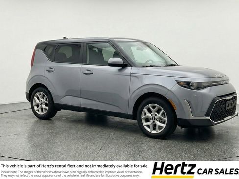 Used 2025 Kia Soul LX w/ LX Technology Package image 1
