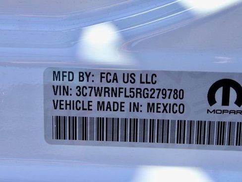 New 2024 RAM 5500 Tradesman w/ Chrome Appearance Group image 24