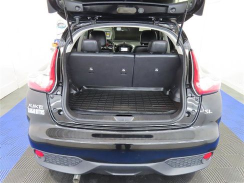Used 2016 Nissan Juke SL image 12