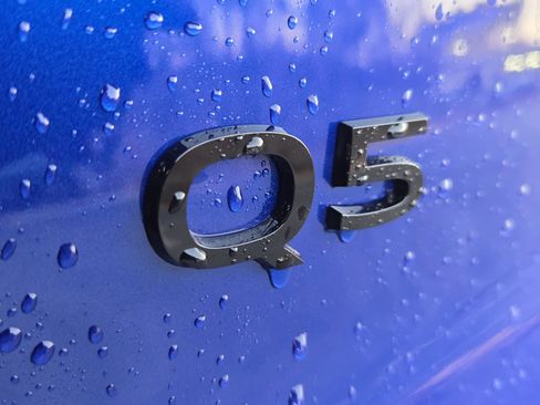 New 2025 Audi Q5 Prestige image 11