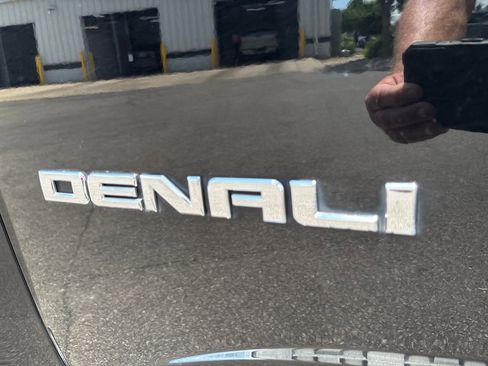 Certified 2018 GMC Canyon Denali AWD/4WD image 10
