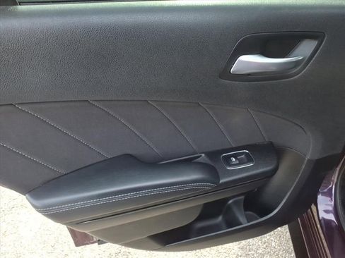 Used 2022 Dodge Charger SXT w/ Blacktop Package image 22