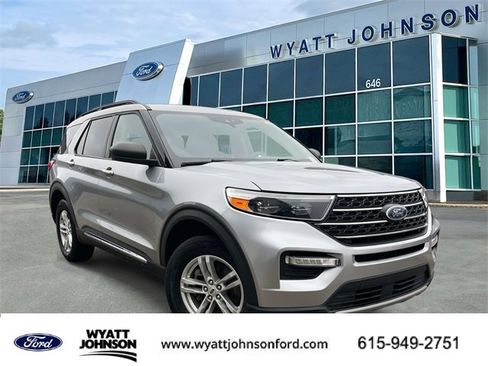 Used 2022 Ford Explorer XLT w/ Equipment Group 202A image 1