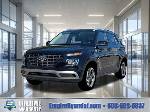 New 2026 Hyundai Venue SEL FWD image 1