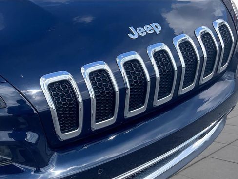 Used 2016 Jeep Cherokee Limited w/ Technology Group AWD/4WD image 30