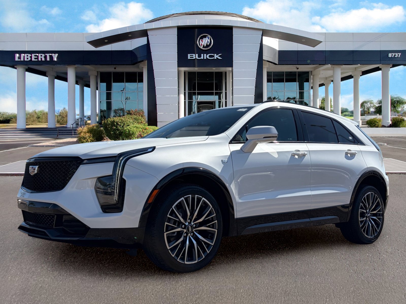 Used 2024 Cadillac XT4 Sport AWD/4WD image 5