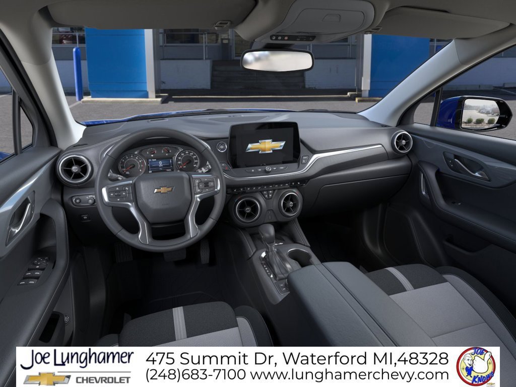 New 2026 Chevrolet Blazer LT w/ Convenience Package FWD image 17