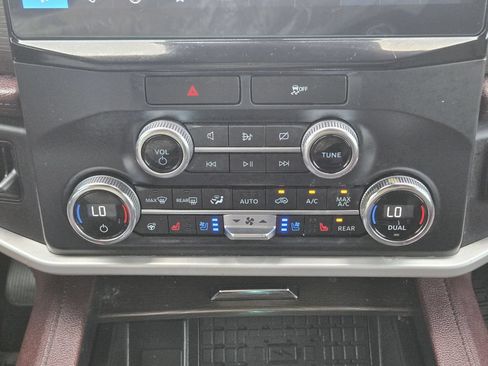 Used 2022 Ford Expedition Max Limited RWD image 21