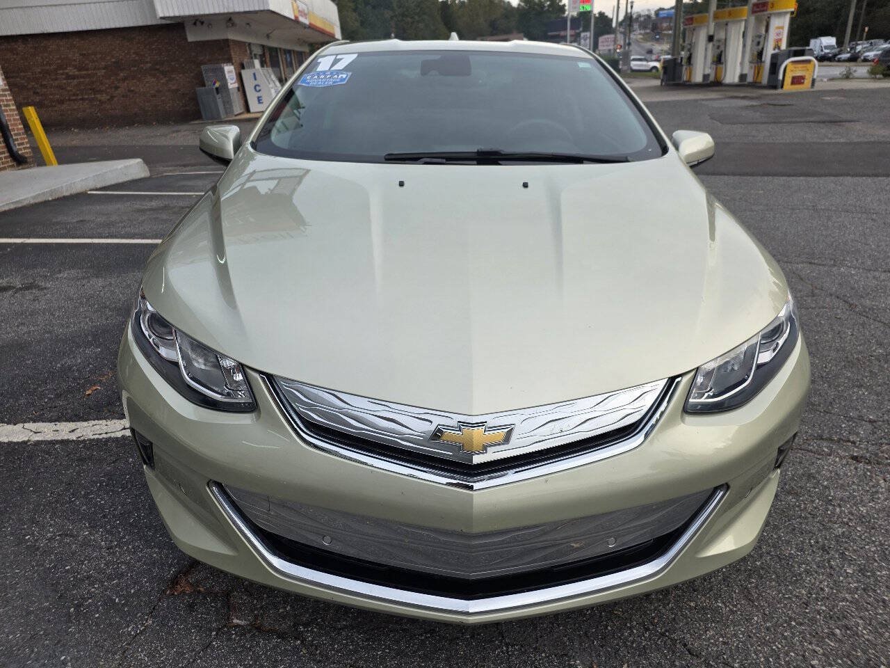 Used 2017 Chevrolet Volt Premier w/ Driver Confidence II Package FWD image 9