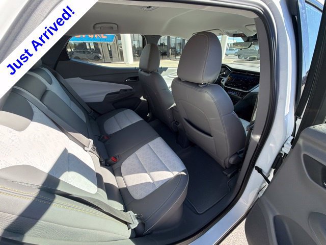 Used 2023 Chevrolet Bolt EUV Premier FWD image 32