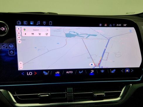 Used 2026 Chevrolet Equinox EV LT image 20