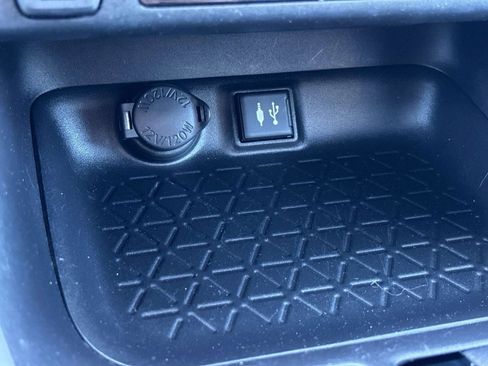 Certified 2019 Toyota RAV4 XLE w/ Convenience Package image 27